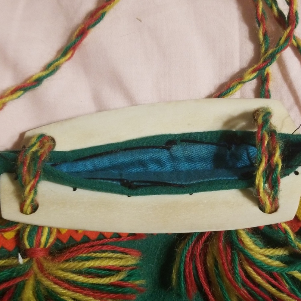 Handmade Ivory & Felt satchel - Picture 3 of 4